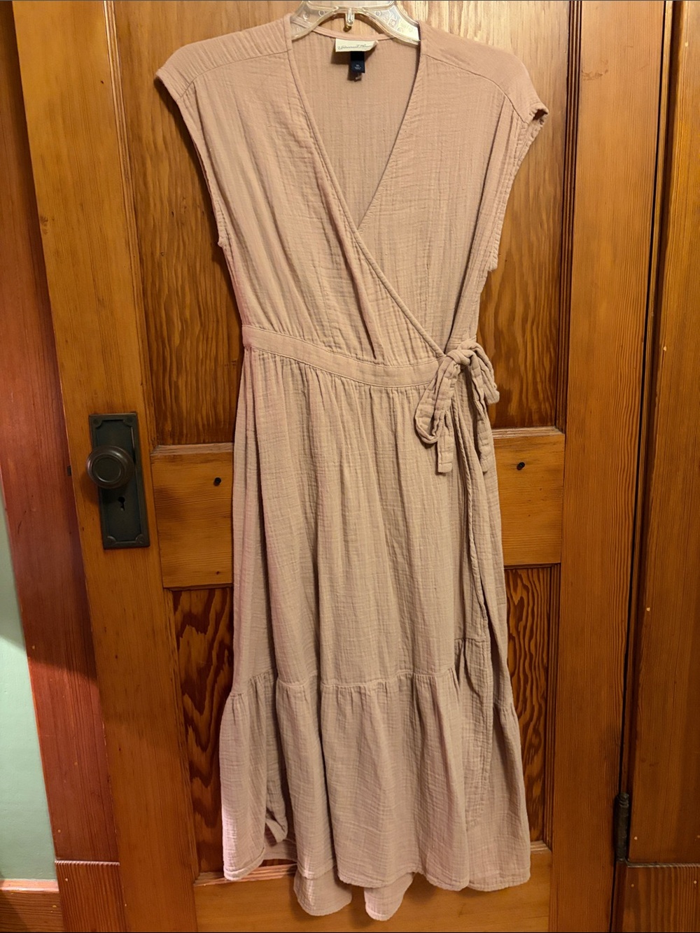 Light Mauve Wrap Midi Dress with Tie Waist